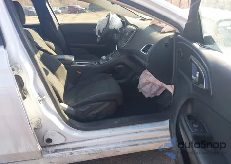 2016 Chrysler 200 Limited из США, поврежденный, VIN 1C3CCCABXGN154450